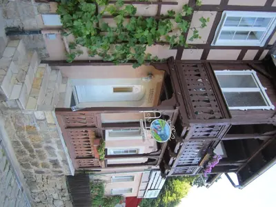 Das Gebäude in dem sich die Ferienwohnung befindet