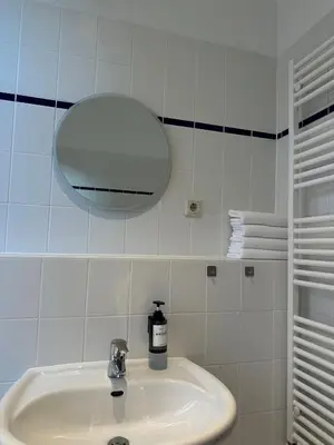 Ein Badezimmer in der Unterkunft Charmanter Altbau