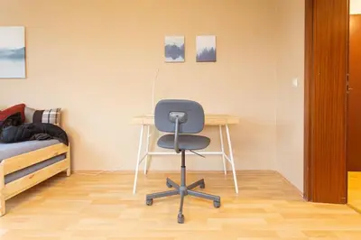 Ein Sitzbereich in der Unterkunft Pretty Home Skyline Work & Stay
