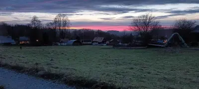 Blick auf den Sonnenuntergang/Sonnenaufgang von der Ferienwohnung aus oder aus der Nähe