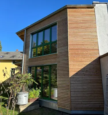 Das Gebäude in dem sich die Ferienwohnung befindet