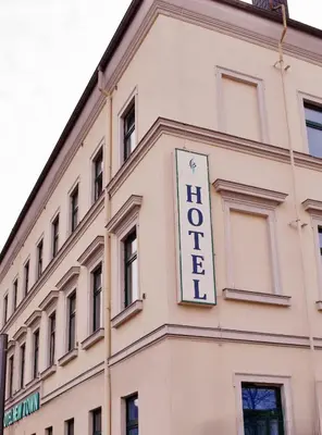 Das Gebäude in dem sich das Hotel befindet