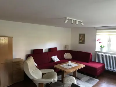 Ein Sitzbereich in der Unterkunft Ferienwohnung Peter Müller