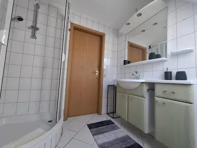 Ein Badezimmer in der Unterkunft Piroska Pension