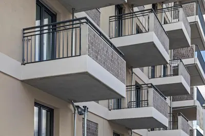 Ein Balkon oder eine Terrasse in der Unterkunft Stylishes Apartment für 4 mit Küche nahe Altstadt