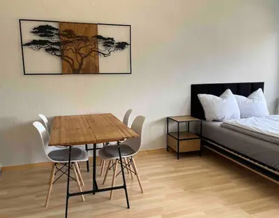 Ein Sitzbereich in der Unterkunft Modernes Apartment in der Nähe zur Uniklinik Dresden