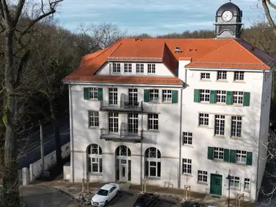 Das Gebäude in dem sich die Ferienwohnung befindet