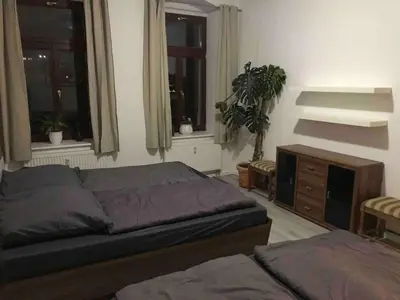 Ein Bett oder Betten in einem Zimmer der Unterkunft Modern apartment, Randneustadt with great connections