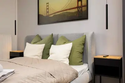 Ein Bett oder Betten in einem Zimmer der Unterkunft NEW - NORA Stays Studio - Messe - Airport