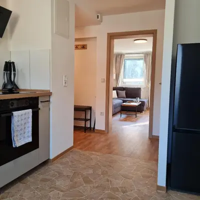 Küche/Küchenzeile in der Unterkunft Ferienwohnung Liliensteinblick am Elberadweg