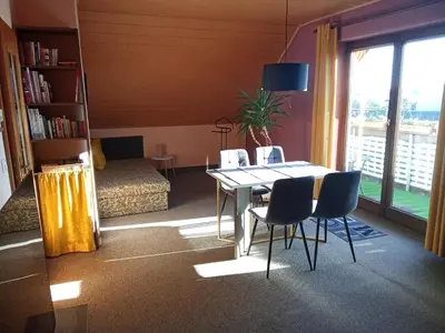 Ein Sitzbereich in der Unterkunft Haus Carmen
