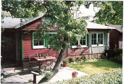 Das Gebäude in dem sich die Ferienwohnung befindet