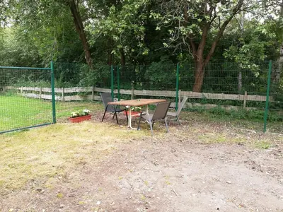 Ein Garten an der Unterkunft Ferienwohnung zum Schlossblick
