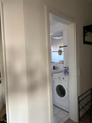 Grundriss der Unterkunft Zentrales, modernes Apartment mit Balkon, Küche & Garage