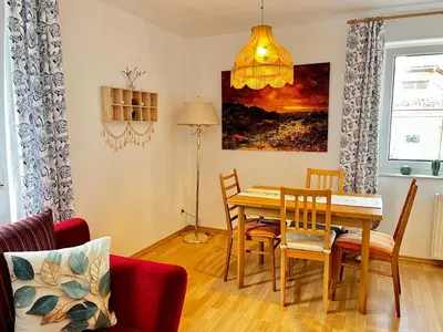 Ein Sitzbereich in der Unterkunft Villa L & S - Gemütliche Ferienwohnung im Grünen bei Dresden