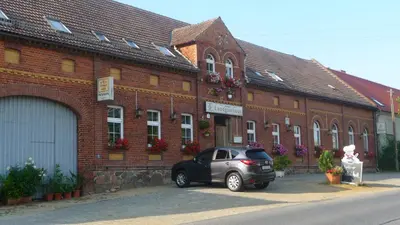 Das Gebäude in dem sich die Pension befindet