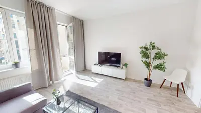TV/Unterhaltungsangebot in der Unterkunft 2-Raum-Wohnung in Zentrumsnähe