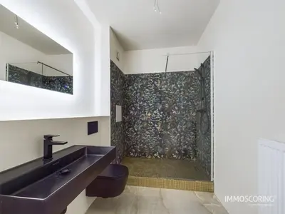 Ein Badezimmer in der Unterkunft Royal Haus Chemnitz 3- Balkon nahe Zeisigwald