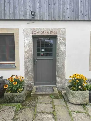 Das Gebäude in dem sich die Ferienwohnung befindet