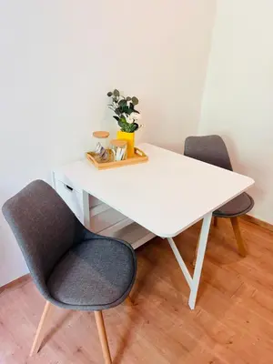 Ein Sitzbereich in der Unterkunft Makro Apartment Großenhain
