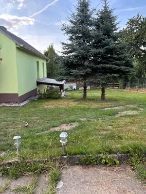 Ein Garten an der Unterkunft Ferienhaus Schwope 04654 Frohburg OT Kohren-Sahlis Friedensstraße 33