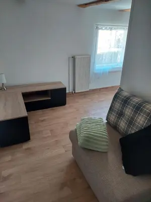 Ein Sitzbereich in der Unterkunft Ferienwohnung am Colditzer Forst