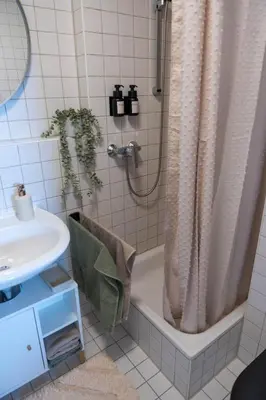 Ein Badezimmer in der Unterkunft Ferienwohnung in Dresden - Elbnah - ruhig - neu - gut angebunden - WiFi - TV -kostenloses Parken