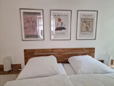 Ein Bett oder Betten in einem Zimmer der Unterkunft Moderne Ferienwohnung in Pirna