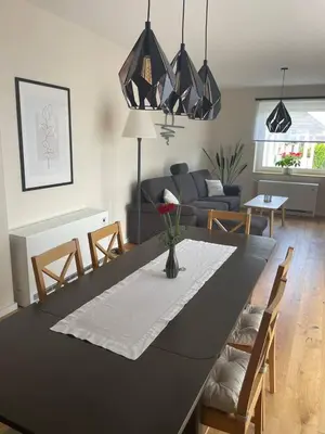 Ein Sitzbereich in der Unterkunft Neue Ferienwohnung mit Terrasse