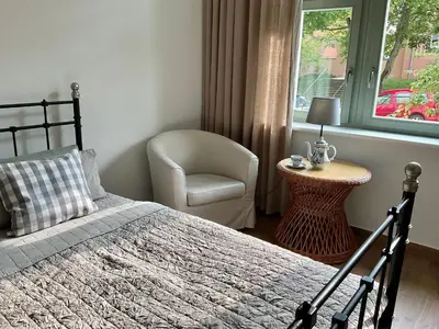 Ein Bett oder Betten in einem Zimmer der Unterkunft Wohnen auf Zeit - Nähe Klinikum