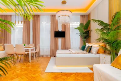 TV/Unterhaltungsangebot in der Unterkunft Bis 6 Personen - 5 Min zur Elbe, Design-Apartment, DD Neustadt, Top Lage