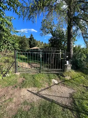 Ein Garten an der Unterkunft Ferienhaus Abendsonne