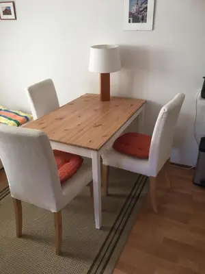 Ein Sitzbereich in der Unterkunft Ferienwohnung Burg 2