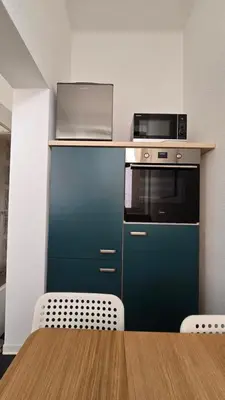 Küche/Küchenzeile in der Unterkunft Kulturelles Businessapartment mit Balkon