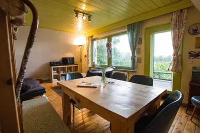 Ein Sitzbereich in der Unterkunft BERG WELT im Erzgebirge