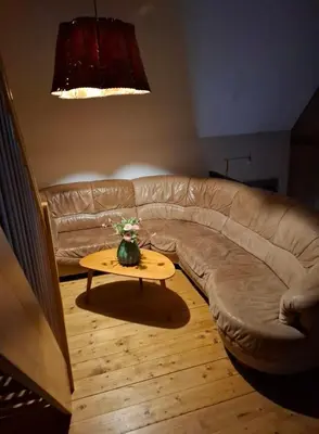 Ein Sitzbereich in der Unterkunft Appenhof Müllerhaus