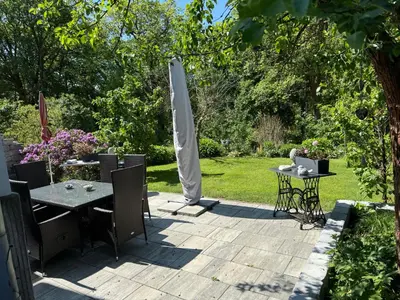 Ein Garten an der Unterkunft Romantik Idyll am Tiefental