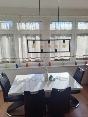 Ein Sitzbereich in der Unterkunft Gemütliche 4-Zimmer Wohnung mit 7 Schlafplätzen