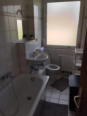Ein Badezimmer in der Unterkunft Monteurunterkunft, Gunstig Unterkunft