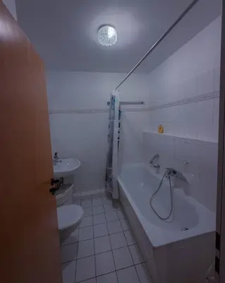 Ein Badezimmer in der Unterkunft Wohnung am Hauptbahnhof