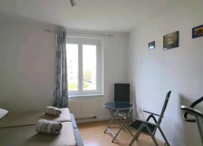 TV/Unterhaltungsangebot in der Unterkunft Comfortable room in a quiet apartment, exclusively for women