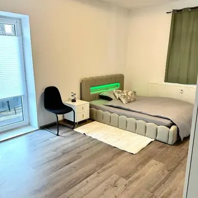 Aparthotel mit Balkon