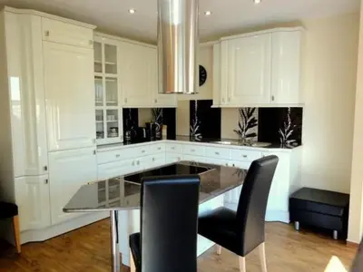 Küche/Küchenzeile in der Unterkunft Apartment Fewo Ginkgo II by Interhome
