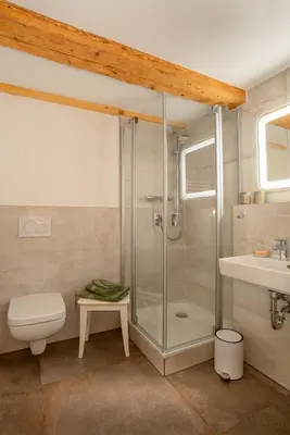 Ein Badezimmer in der Unterkunft Landhof Badeda