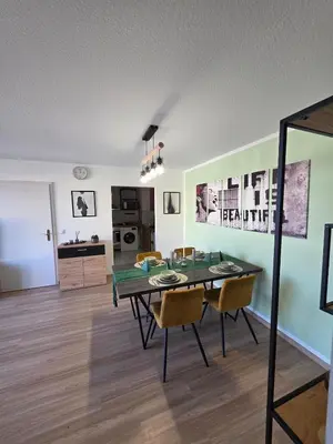 Küche/Küchenzeile in der Unterkunft Gemütliche 2-Raumwohnung in Dresden Mitte