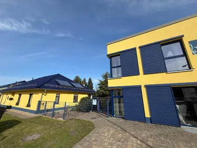 Das Gebäude in dem sich die Ferienwohnung befindet