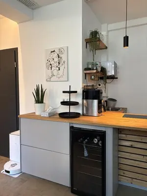 Küche/Küchenzeile in der Unterkunft Quiet garden apartment with private sauna