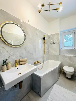 Ein Badezimmer in der Unterkunft KÜCHWALDBLICK Designsuite