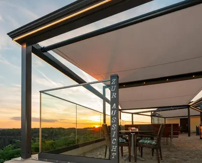 Ein Balkon oder eine Terrasse in der Unterkunft Hotel Zur Aussicht