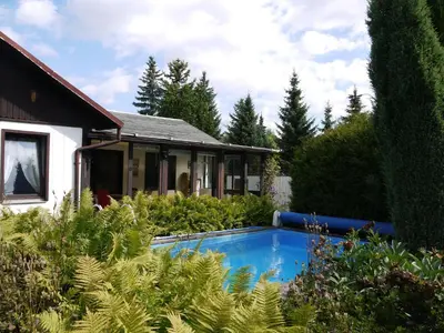 Der Swimmingpool an oder in der Nähe von Ferienhaus Maxen